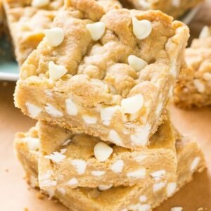 White Chocolate Chip Blondie Box