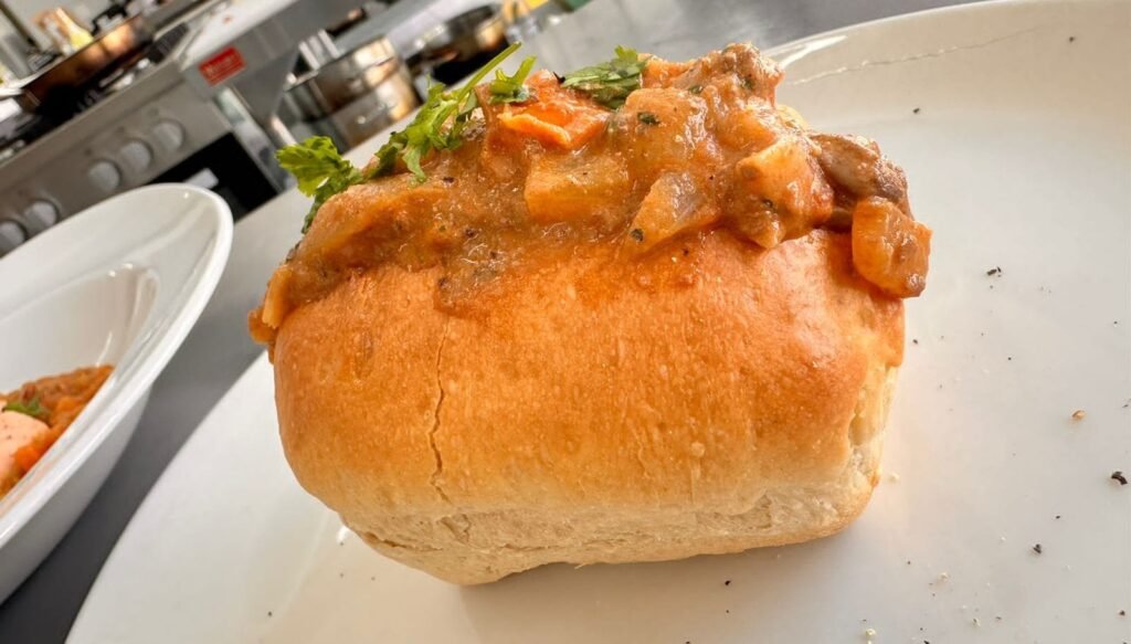 Peri Peri chicken bun