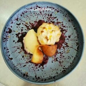 Blueberry lemon meringue with sugar snap and custard ice cream