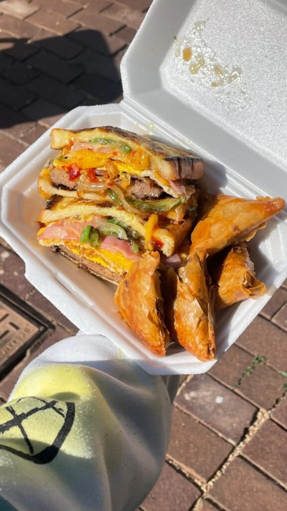 Munch Minister +Samoa Bhief