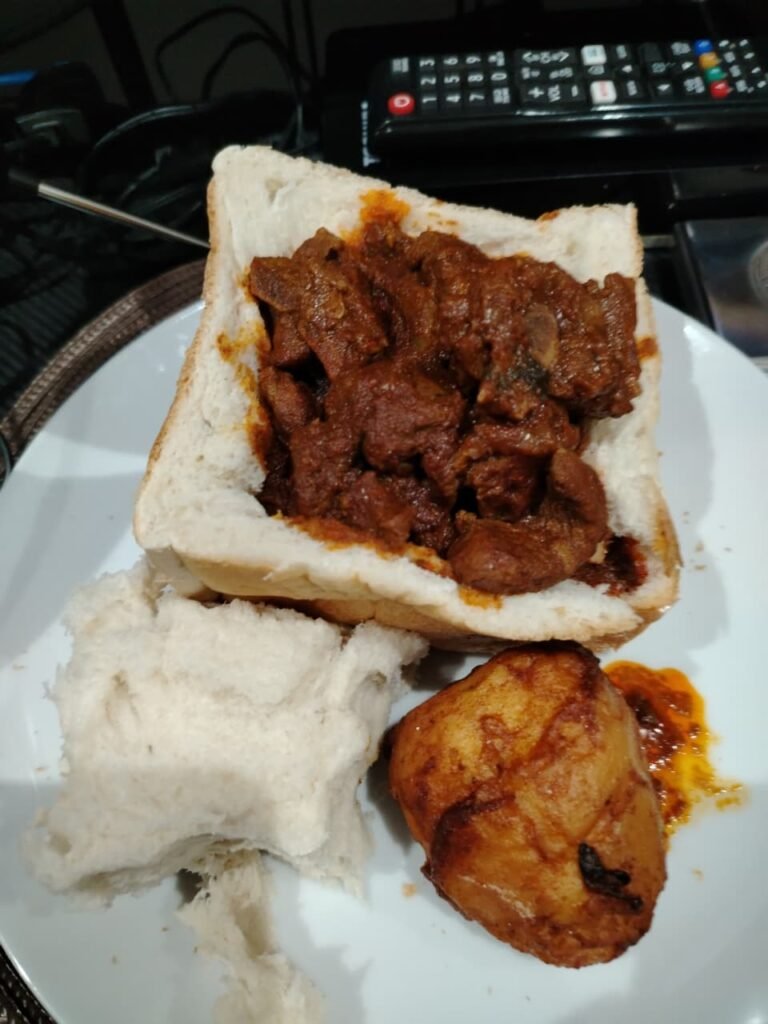 Lamb bunny chow