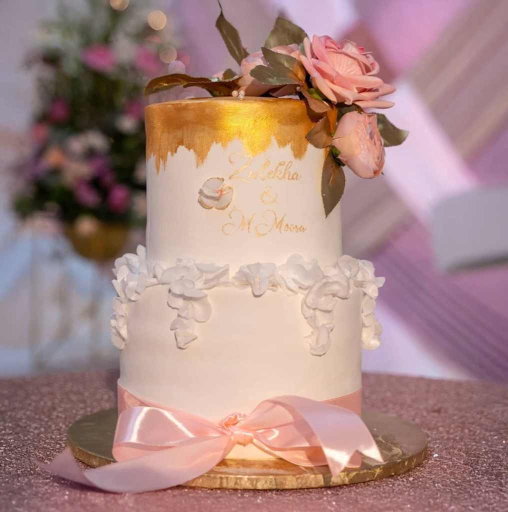 Dziner Cakes - Baker